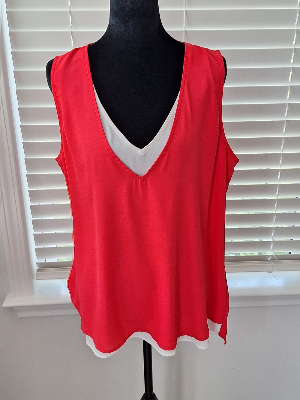 Sioni Red V-Neck Layered Tank with White Underlay